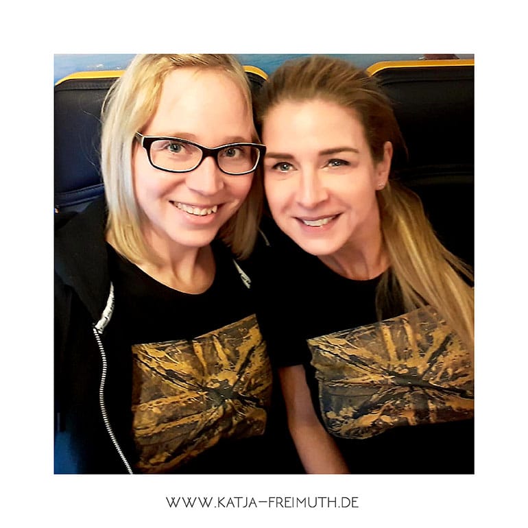Katja Freimuth Post Shirts for a good cause
